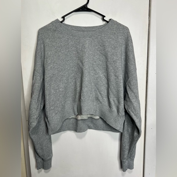 Fabletics Tops - Fabletics Pullover Sweatshirt